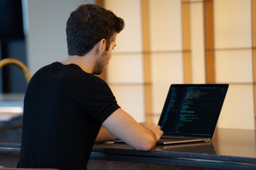 Thinking About Learning to Code? These Courses Can Help You Grow in 2021.