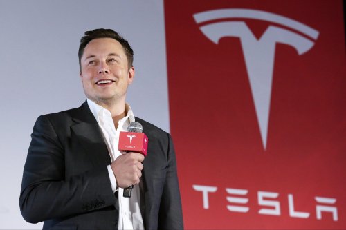 Tesla CEO Elon Musk Shows Up at All-Hands Meeting to Reassure Employees 'The Future Is Incredibly Bright'