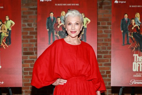 Maye Musk Stuns on the Cover of Sports Illustrated Swimsuit at Age 74: 'I Really Am Living the Best Life Ever'