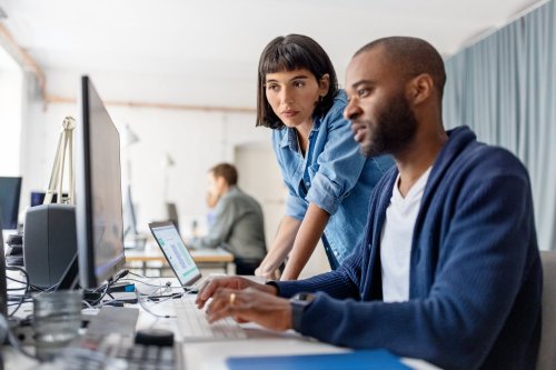 5 Tactics for Entrepreneurs to Balance AI with Humanity