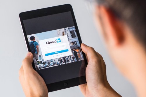 7 Ways to Supercharge Your Brand Visibility on LinkedIn