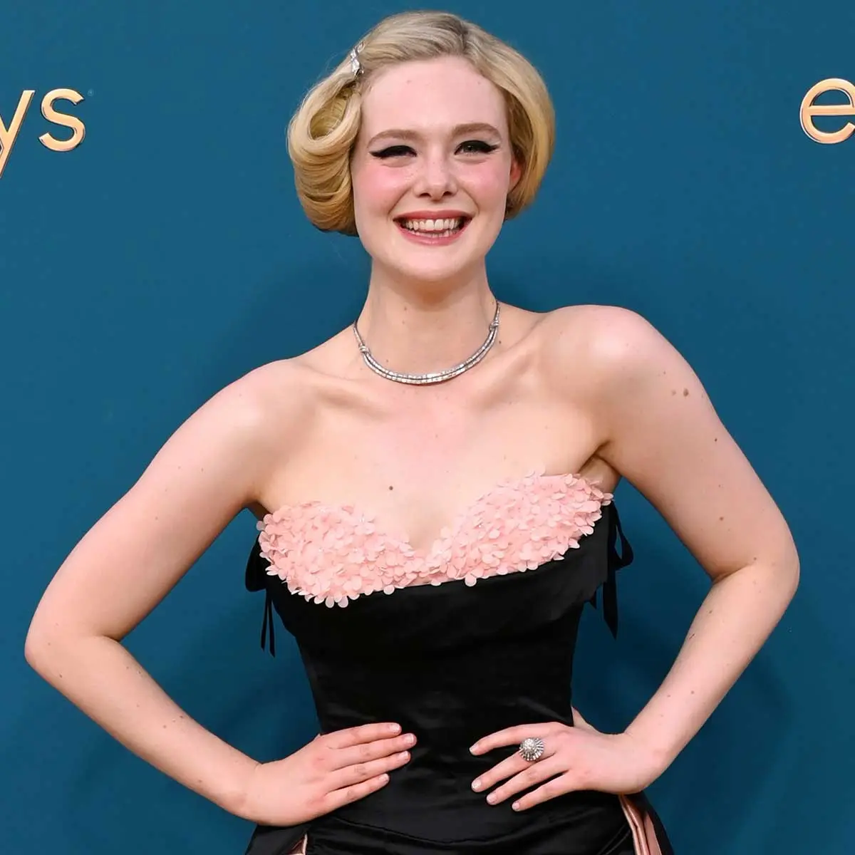 Elle Fanning, Zendaya and More Best Dressed Stars at the 2022 Emmy Awards |  Flipboard