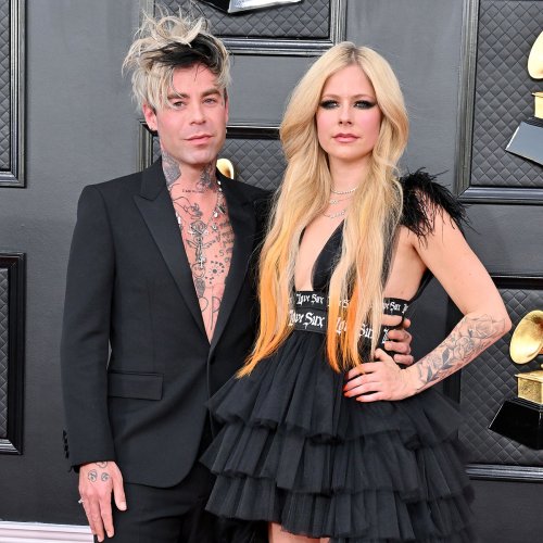 Avril Lavigne and Mod Sun Break Up a Year After Engagement | Flipboard