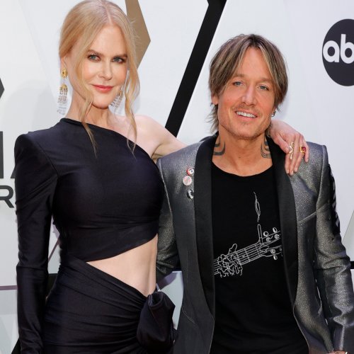 Keith Urban and Nicole Kidman Are Red Carpet Rock Stars at 2021 CMA Awards