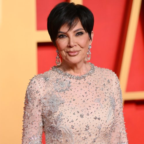 Kris Jenner Looks Like Kim Kardashian's Doppelgänger With New Hair Transformation