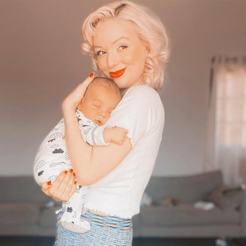 TikToker Jasmine Chiswell Explains How Her Nipple “Fell Off” While