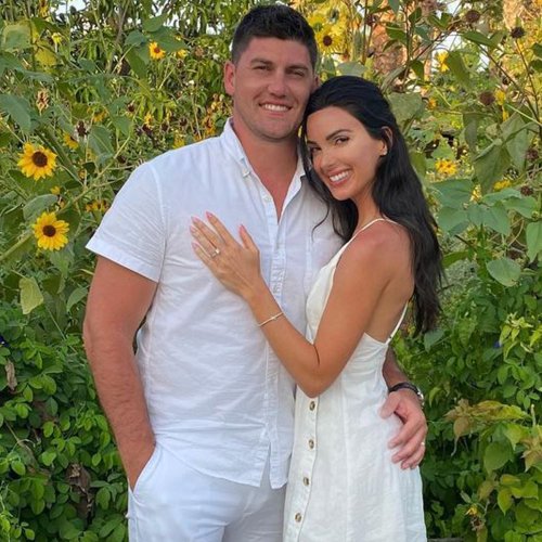 Bachelor Nation's Bri Amaranthus Celebrates After Husband Catches Aaron ...