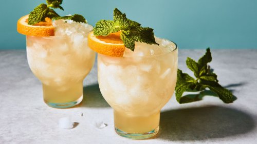 19 Citrusy Cocktails to Make With Cointreau