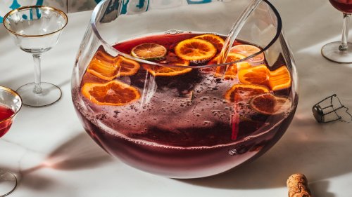 21 Big Batch Cocktails for Stress-Free Entertaining