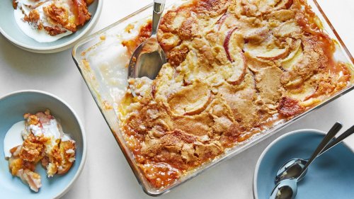 The Crackly, Cakey, Juicy Cobbler You Can Make All Year Round