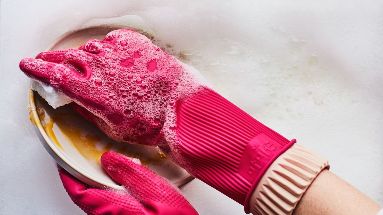 The Ultimate Kitchen Cleaning Guide - cover