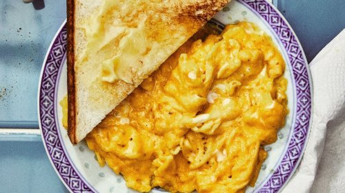 For Custardy Scrambled Eggs, Cook Them Hong Kong–Style