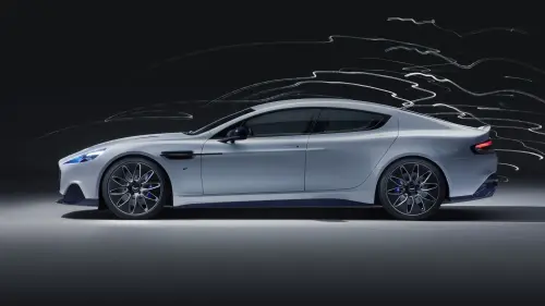Aston Martin mantendrá los motores de combustión todo el tiempo que sea posible