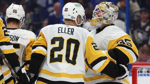 Tristan Jarry first Penguins goalie to score thanks to empty-netter