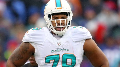 Dolphins ban Shelby indefinitely after arrest
