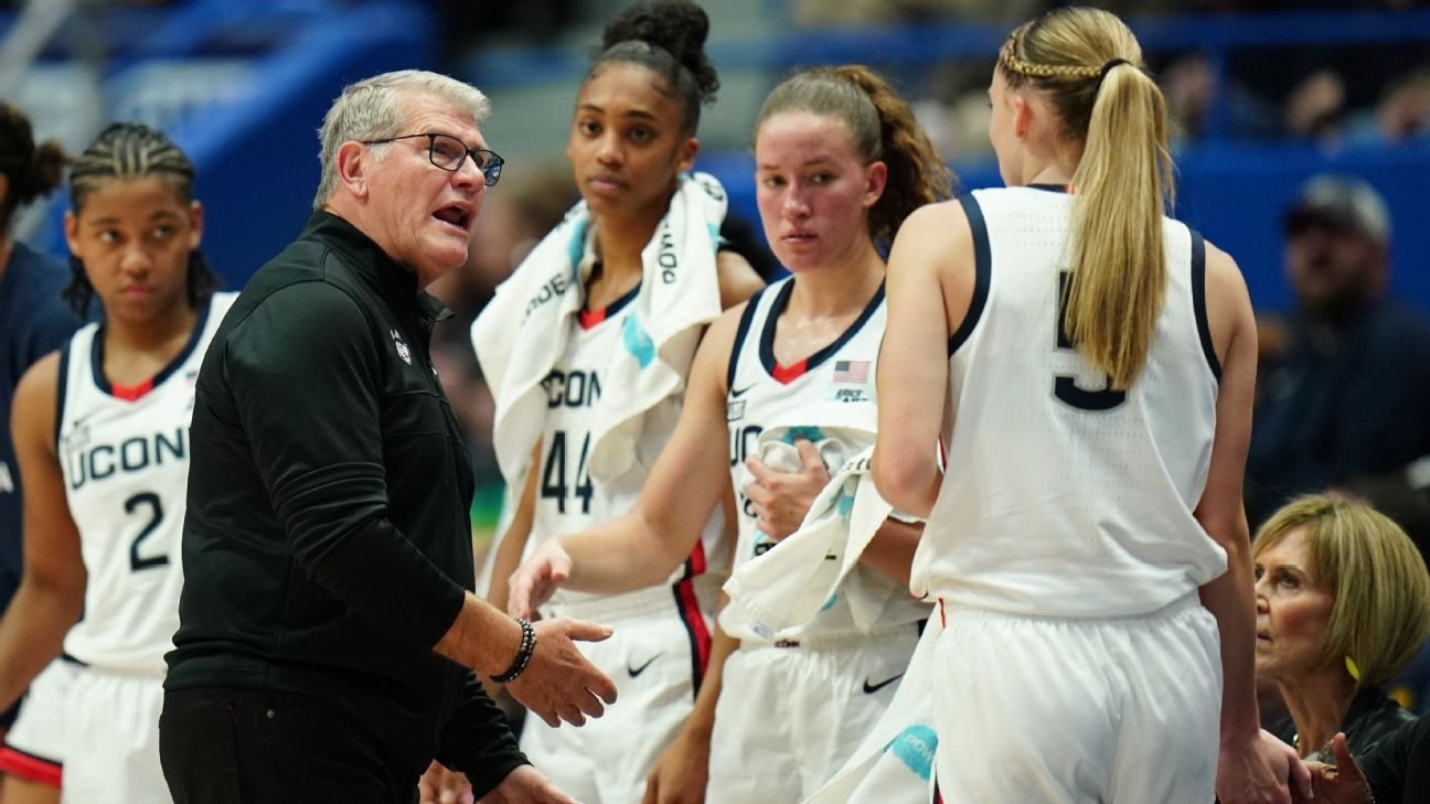 UConn women fall to No. 17, worst AP poll ranking in 30 years