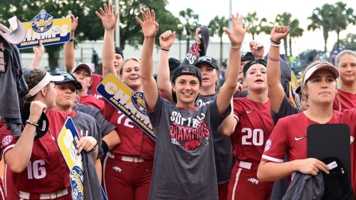 Road to the 2022 WCWS: NCAA softball regionals predictions and bracket analysis