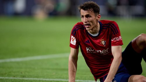 Ante Budmir's unreal penalty miss sees Osasuna lose to Valencia