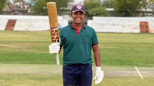 Dhoni fan Kiran Navgire hopes to be a big hit in the Women's T20 Challenge