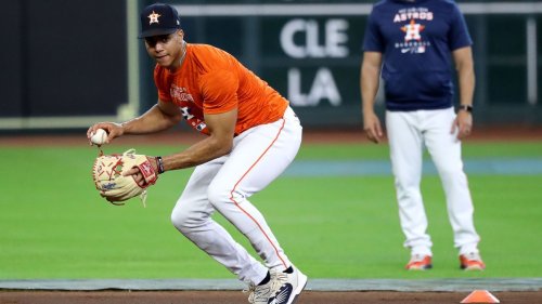 Houston Astros activate rookie SS Jeremy Pena from IL but Michael Brantley leaves game