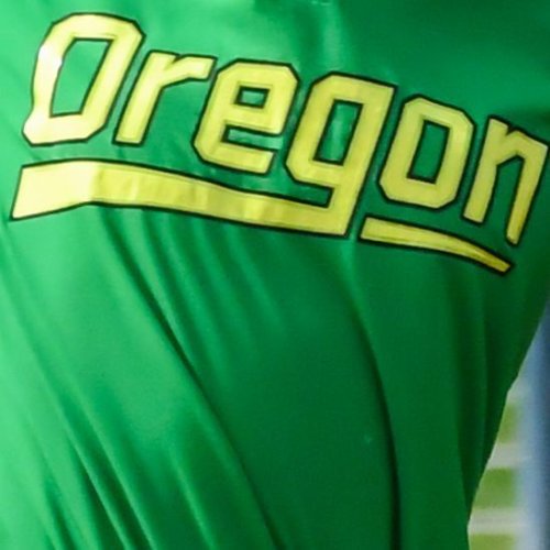 Oregon women's beach volleyball suing over Title IX issues