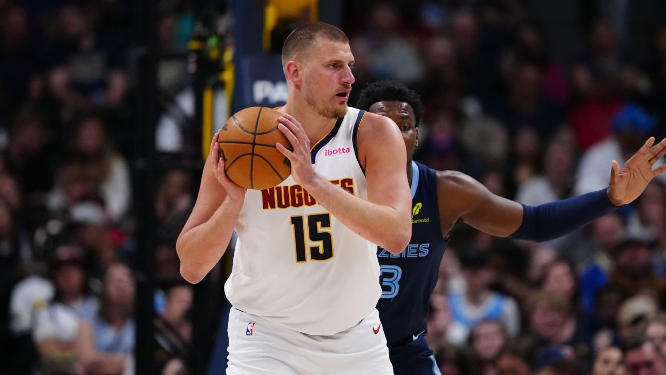 Nuggets' Nikola Jokic wraps up triple-double average for season