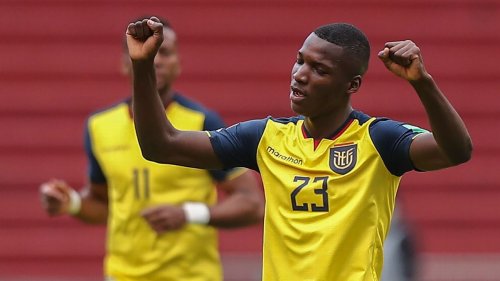 LIVE Transfer Talk: Chelsea, Man United battling for Ecuador teen Caicedo