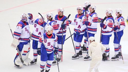 U.S. routs Kazakhstan to advance at ice hockey worlds