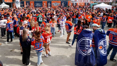 How Edmonton Oilers, Calgary Flames fans are bringing the action outside the arenas