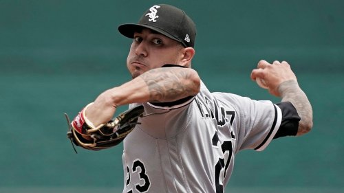 Source: Pirates, righty Velasquez agree to deal