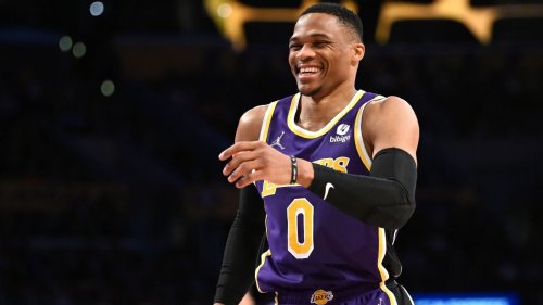 Sources: Westbrook opts in for $47.1M in '22-23