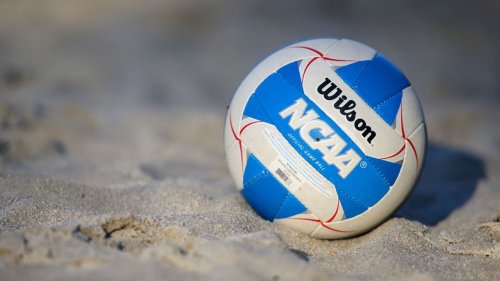 Nourse twins, USC beach volleyball beat UCLA for NCAA title | Flipboard