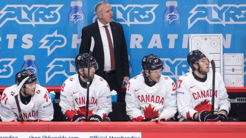 Canada shuts out Slovenia to open ice hockey worlds
