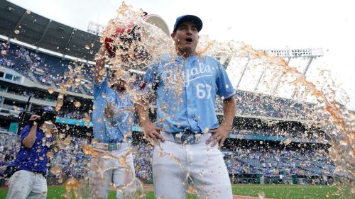 What rest of MLB can learn from Royals' old-school rotation