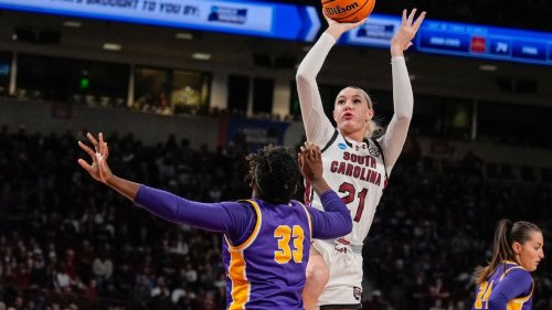 Women's March Madness 2025: Ranking the remaining 32 teams