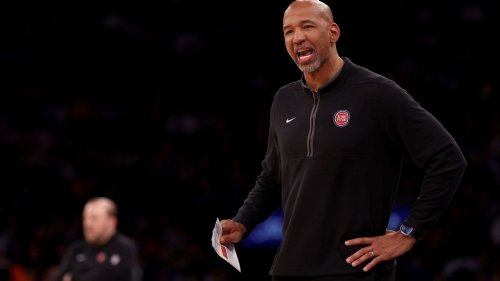 Referee admits a missed foul as 'livid' Pistons lose