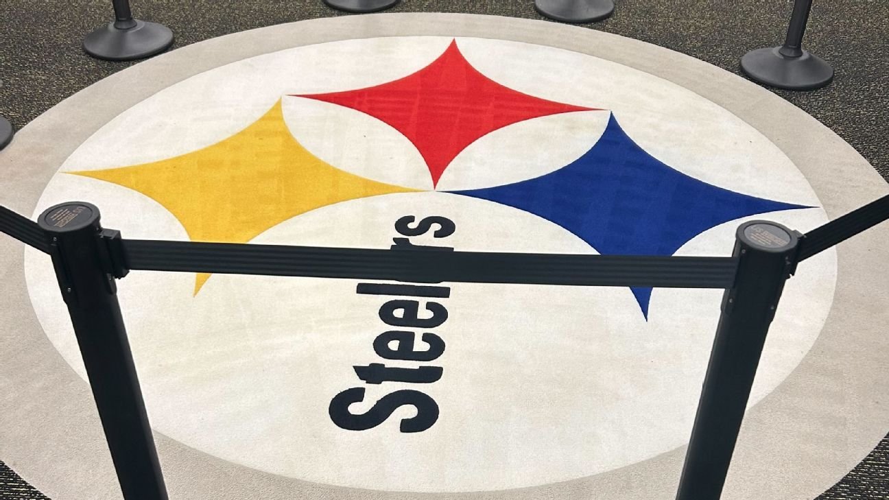 Steelers' plane makes emergency landing in Kansas City