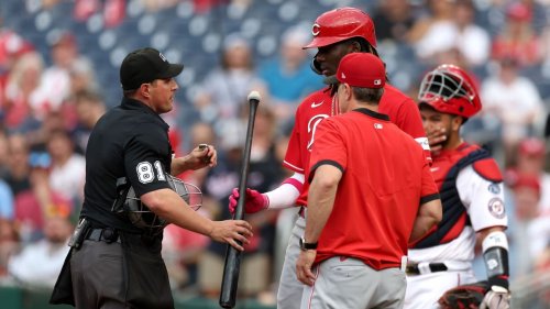 cincinnati-reds-elly-de-la-cruz-homers-after-bat-check-by-umpires