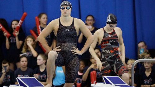 Katie Ledecky adds 1,500-meter freestyle win to Swim Series haul