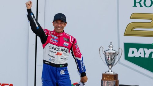 Helio Castroneves first driver to win three Rolex 24s in row