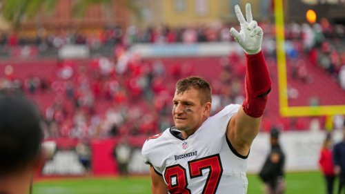 Fantasy football: Tight end rankings clearer following Rob Gronkowski retirement