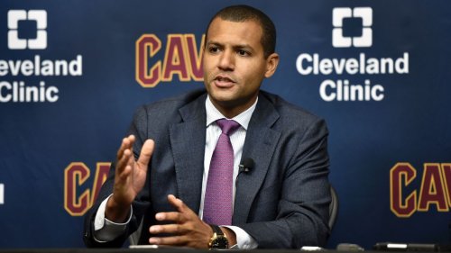 Police told Cavs' Altman he nearly caused wreck