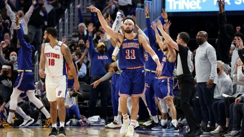 Klay Thompson leads Golden State in scoring for first time since ACL injury as Warriors beat Detroit Pistons