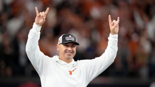 Texas set to approve extension, raise for coach Steve Sarkisian