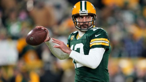 Aaron Rodgers, Packers at crossroads as trade remains possible