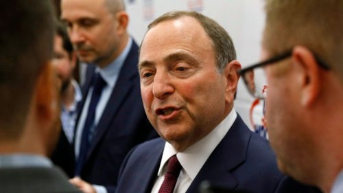 Bettman appeals to Jets' fans: 'Come to games'