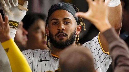 San Diego Padres star Fernando Tatis Jr. meets with club president, expected to address teammates before end of week, source says