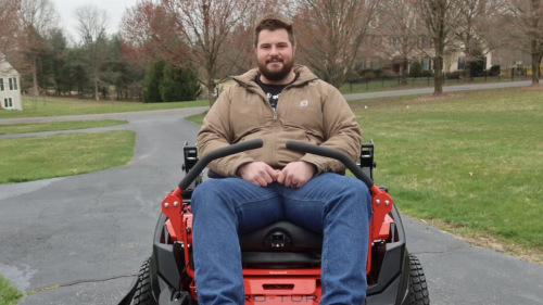 Landon Dickerson buys $15K lawn mower after record contract