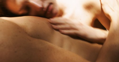 Besser als der Orgasmus: Mit diesen 7 Tipps wird das Nachspiel zum heißesten Part beim Sex