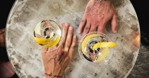 Wie gelingt der perfekte Martini Cocktail? Zwei weltbekannte Martini-Profis verraten ihr Geheimnis